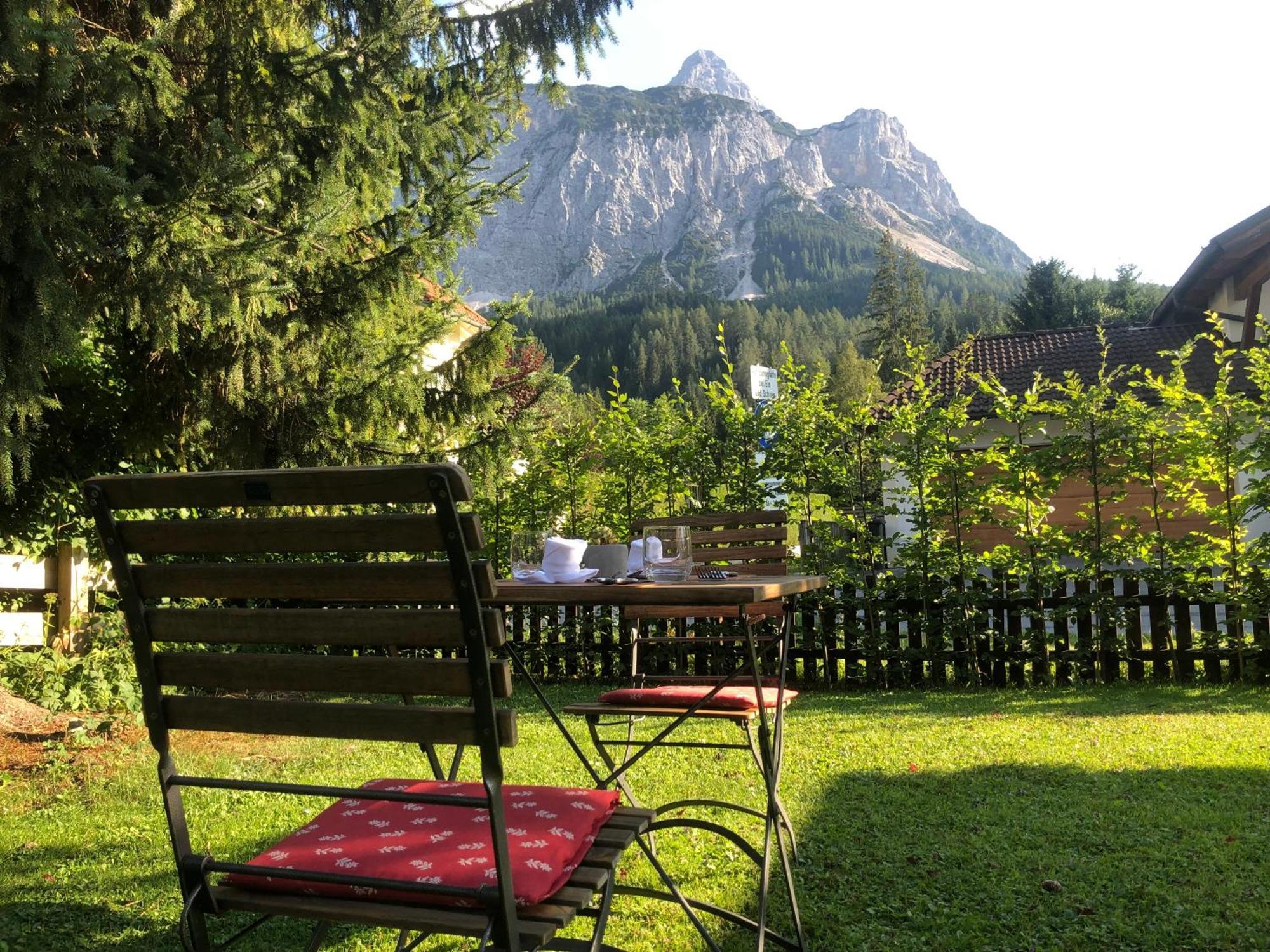 Das Halali - Dein Kleines Hotel An Der Zugspitze Ehrwald Dış mekan fotoğraf